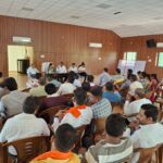 ।मूलभूत सुविधा के कार्यों में तेजी लाने अधिकारियों को दिए निर्देश, कहा समस्याओं की गठरी न बांधे,लेटलतीफी पर ठेकेदारों को समझाइश दी गई